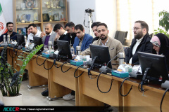 نشست رئیس جهاددانشگاهی با جمعی از اعضای سازمان دانشجویان جهاددانشگاهی علوم پزشکی شهید بهشتی