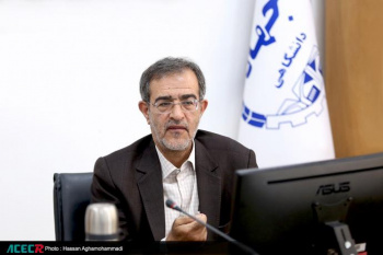 جوانان و دانشجویان به جهاددانشگاهی برکت می‌بخشند